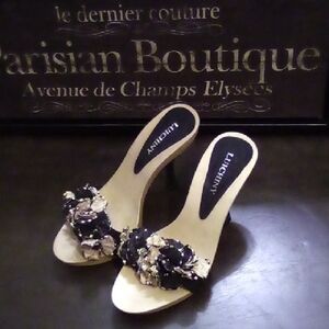 Luchiny Fancy High Heels Size 7M